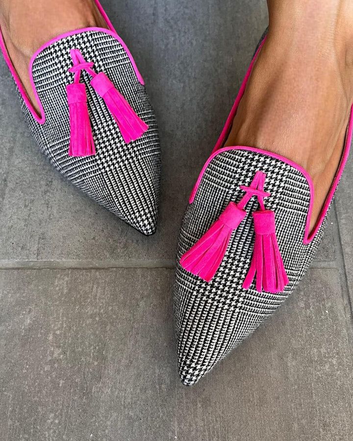 Betty | Tyylikkäät teräväkärkiset loaferit