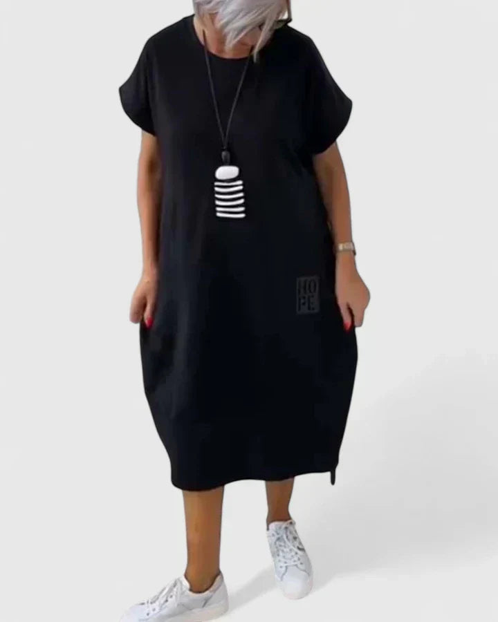 Moniek | Mukava midimekko