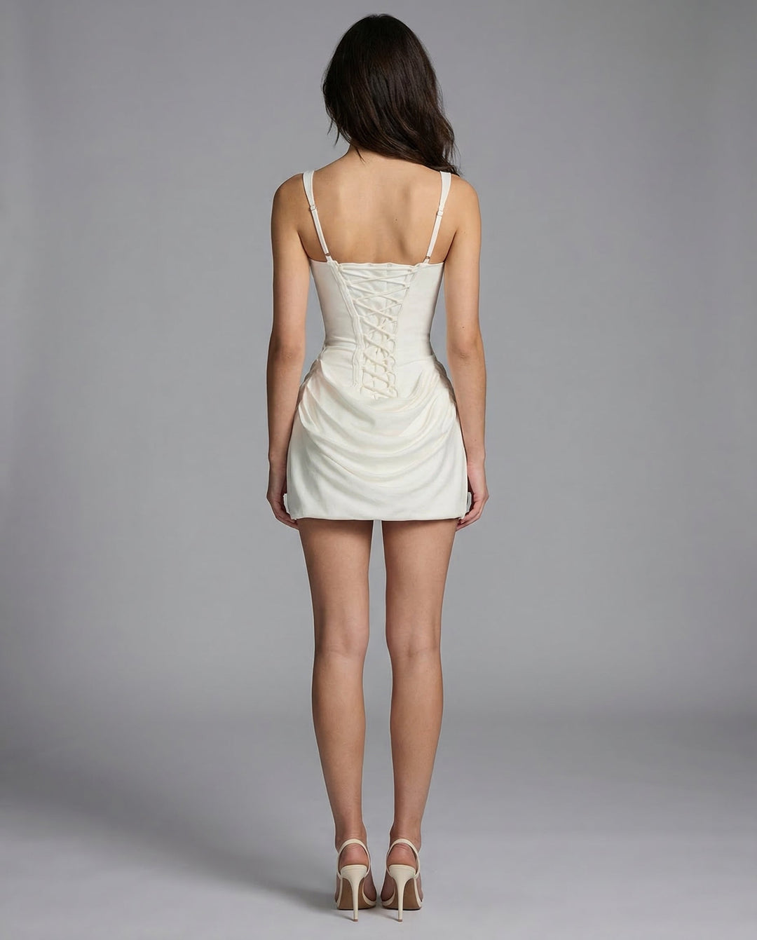 Olivia – Hourglass-minimekko